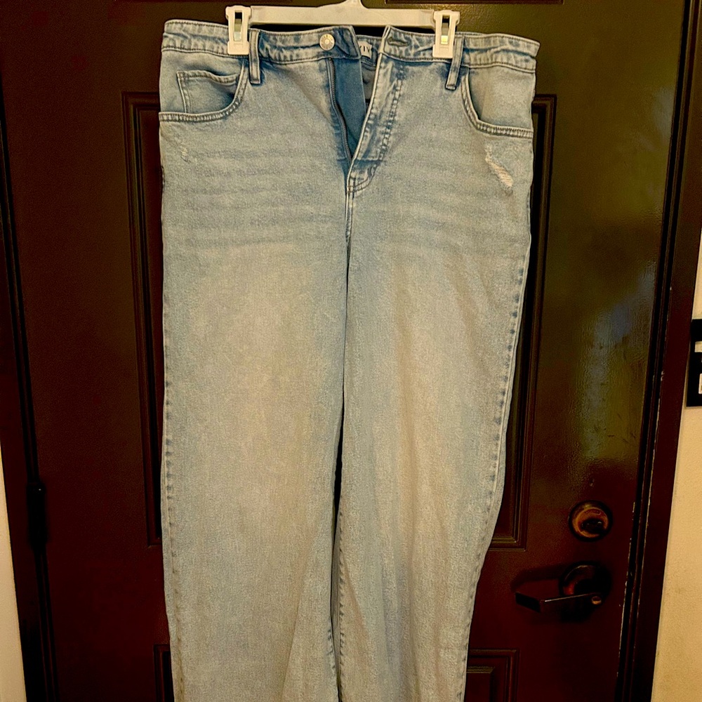 Wide leg jeans